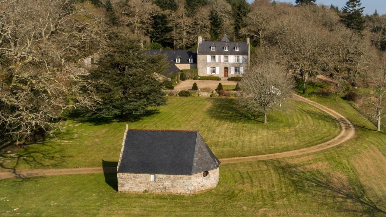 カンペール Manoir Tregont Mab Bed & Breakfast エクステリア 写真