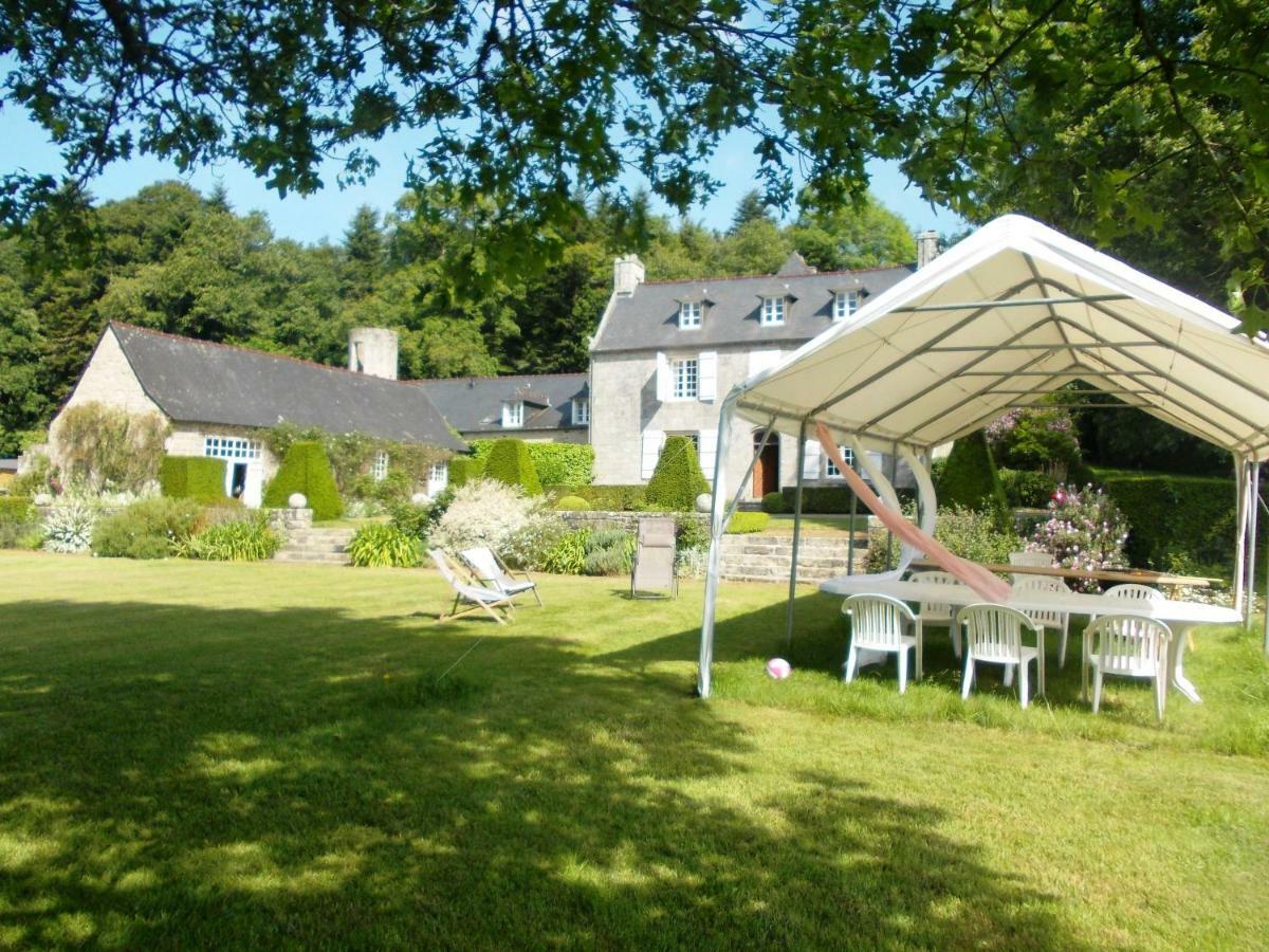 カンペール Manoir Tregont Mab Bed & Breakfast エクステリア 写真