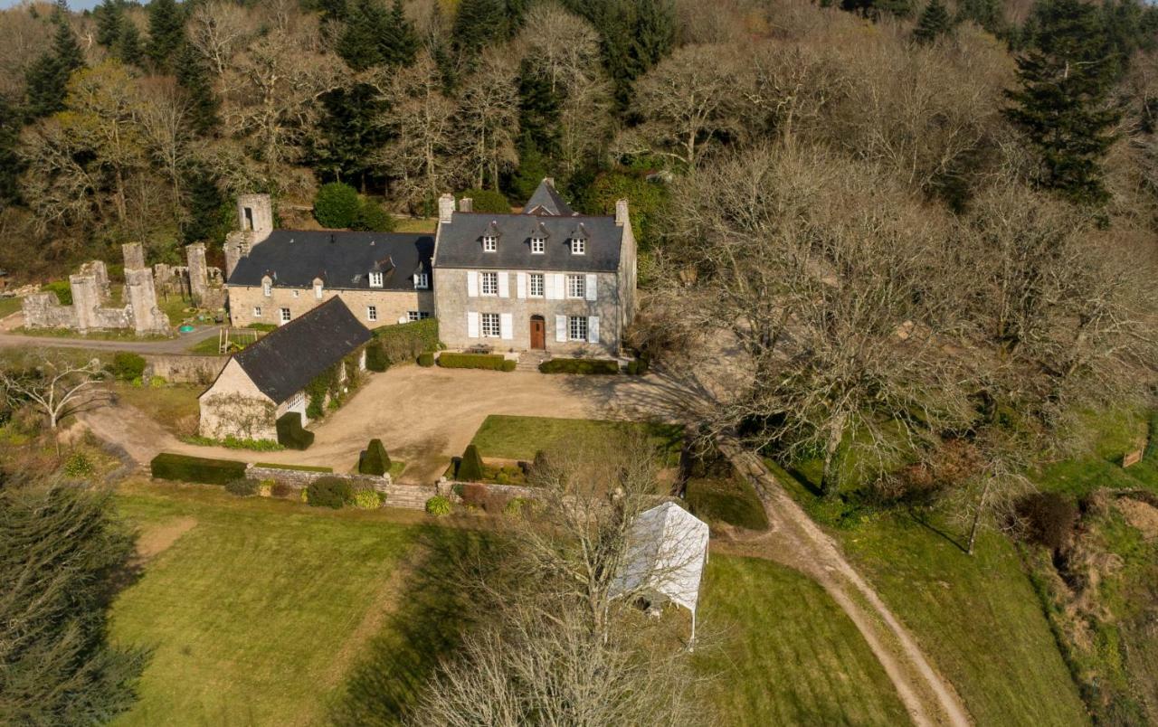 カンペール Manoir Tregont Mab Bed & Breakfast エクステリア 写真